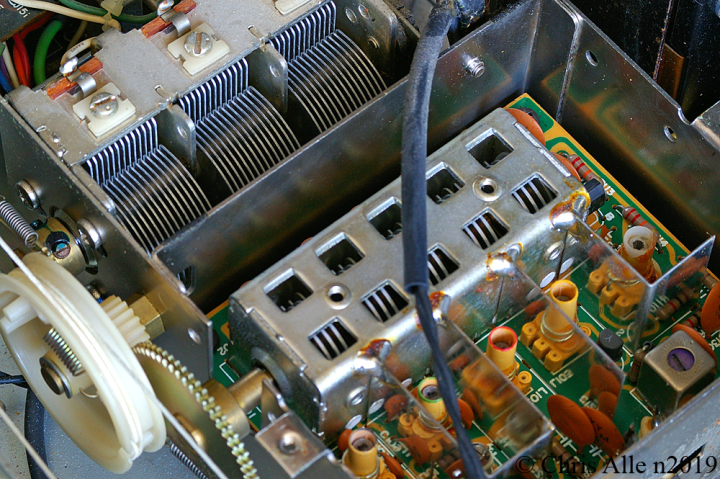 Marantz 2270 Tuning Section The tunings section of my Marantz 2270 receiver.